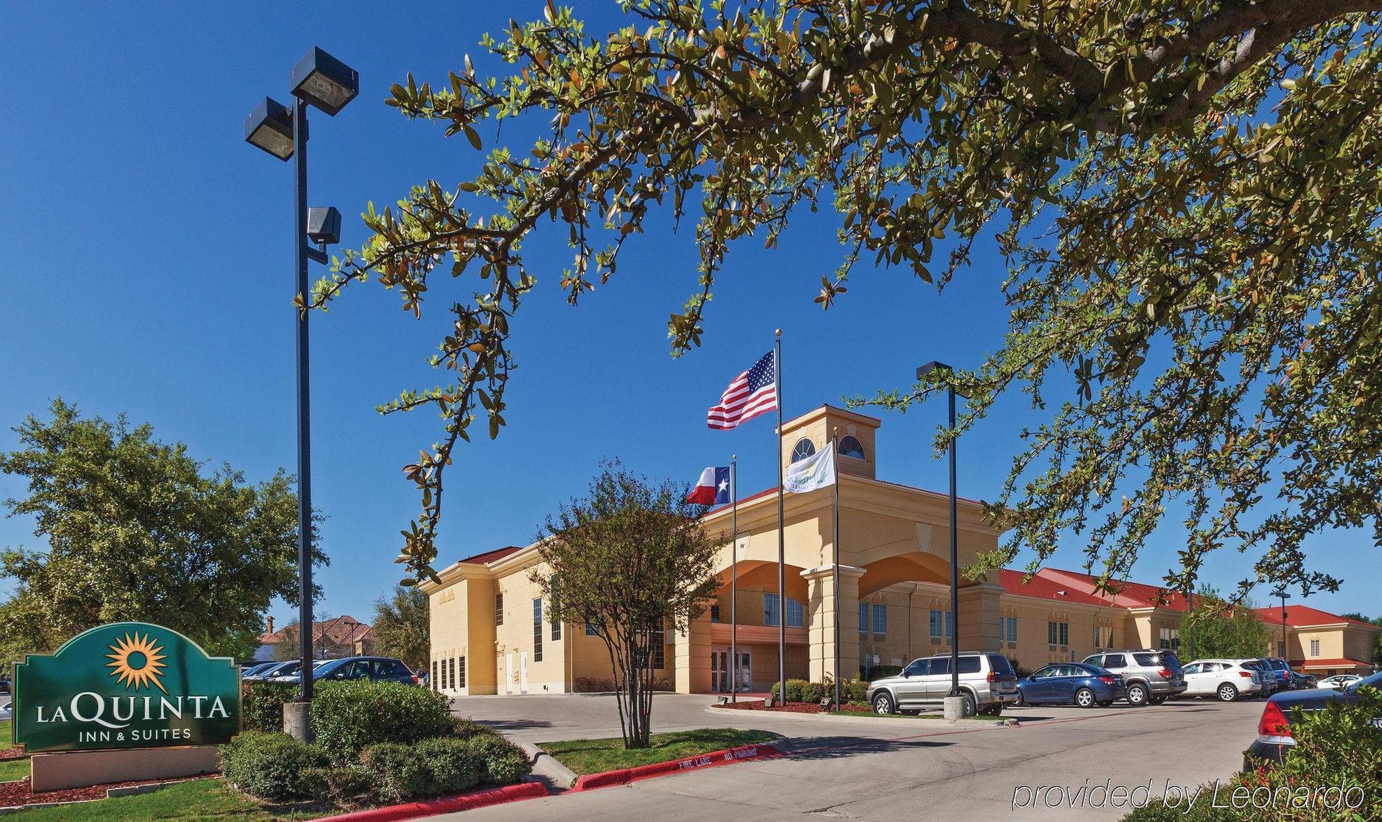 La Quinta By Wyndham Dallas - Las Colinas Otel Irving Dış mekan fotoğraf