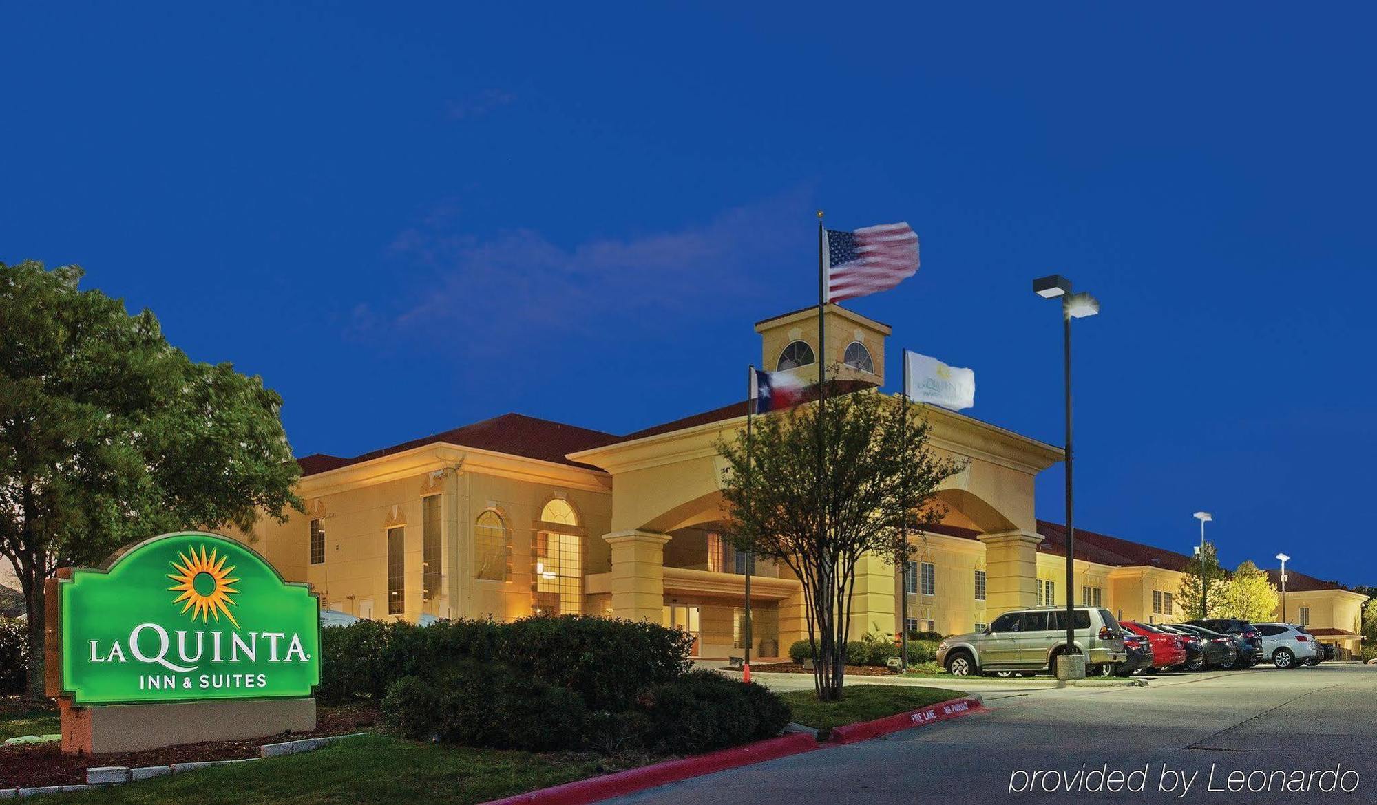 La Quinta By Wyndham Dallas - Las Colinas Otel Irving Dış mekan fotoğraf