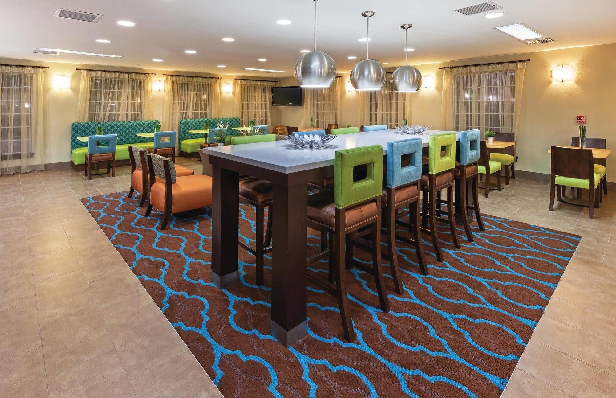 La Quinta By Wyndham Dallas - Las Colinas Otel Irving Dış mekan fotoğraf